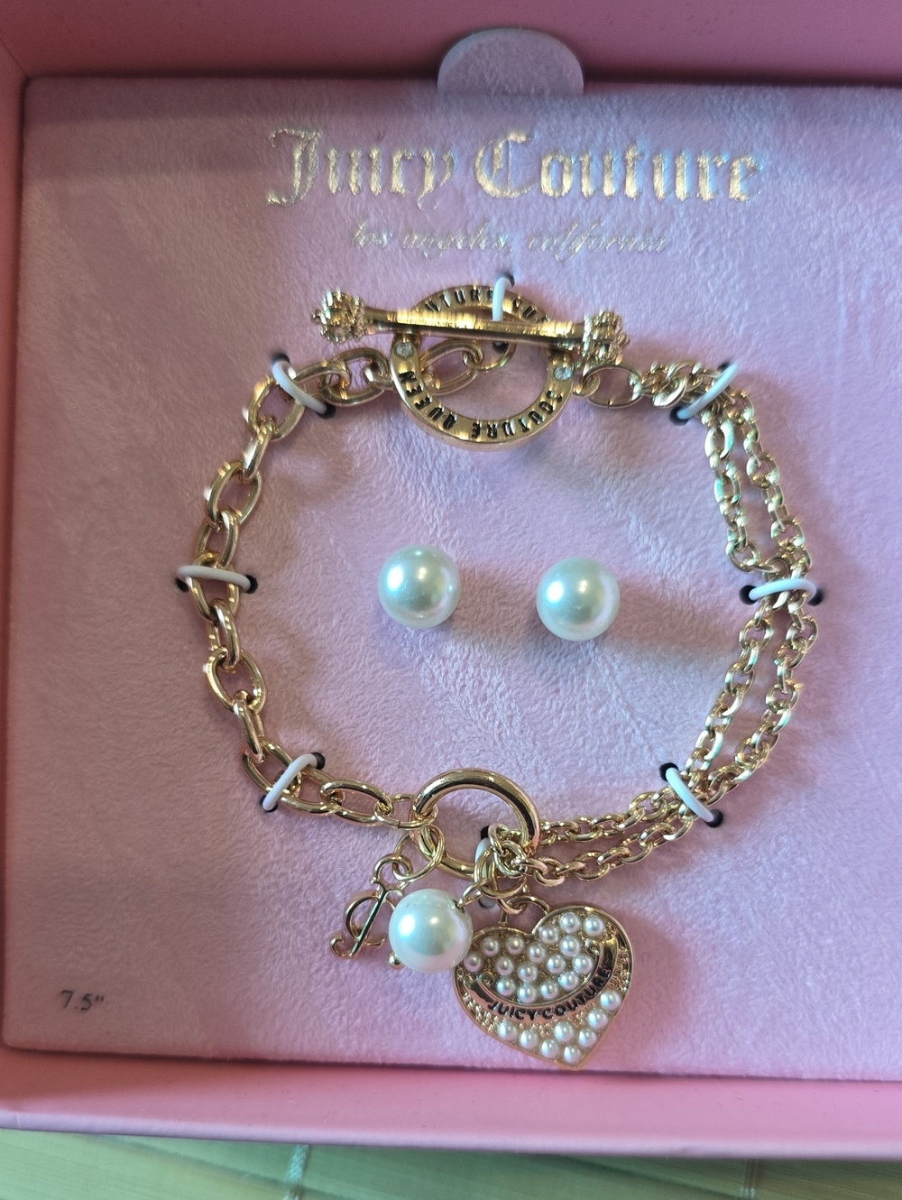 Juicy Couture Gold Pearl Heart Charm Bracelet with Pearl Studs - Gold & White